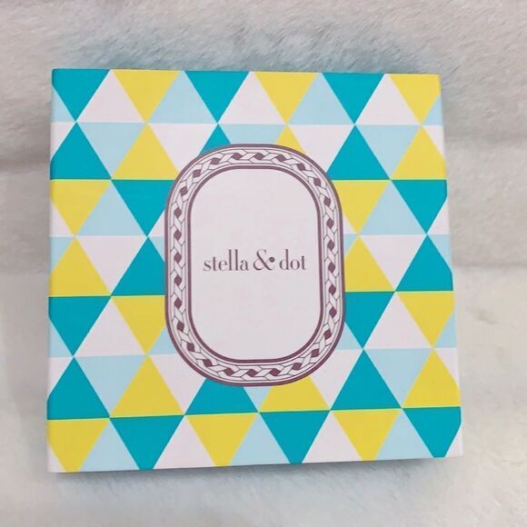 NEW Stella & Dot Mama Hoops - Picture 3 of 6